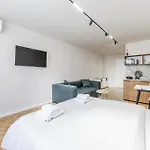Apartman 1 Bedroom Loft - Serenitas 1 By Pikhost *