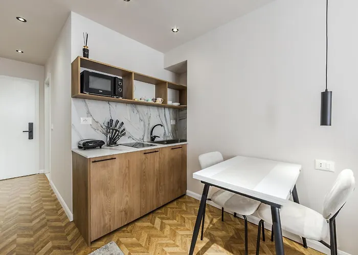 公寓 1 Bedroom Loft - Serenitas 1 By Pikhost 地拉那